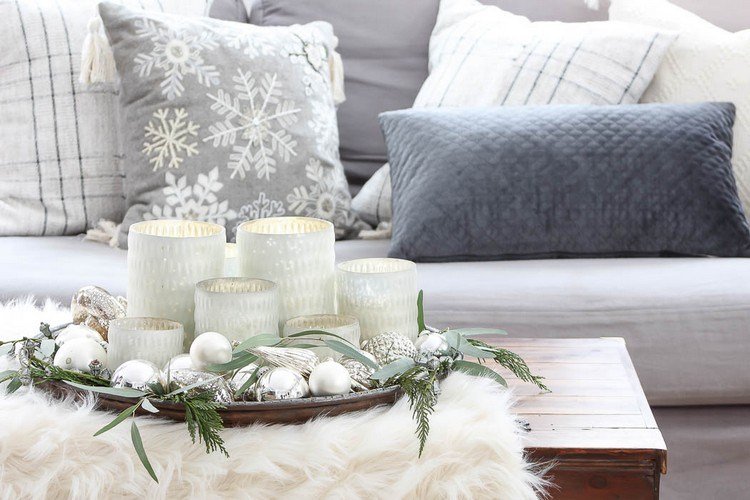 Vianočné dekorácie misiek v štýle chaty