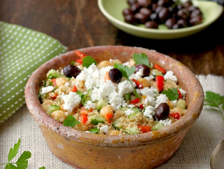 Grécky kuskus-šalát-recept-ovčí syr