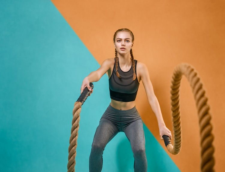 cvičenie crossfit cvičenia divokých lán