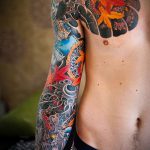 COLORED TATTOOS # 111 е готина версия на модела, която може лесно да се използва за обработка и нанасяне като татуировка с цветна лисица