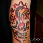 ЦВЕТНИ ТАТУИ # 14 - уникална версия на модела, която може лесно да се използва за промяна и нанасяне като цветни татуировки на крака