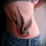 ЦВЕТНИ ТАТУИ №122 - интересна версия на модела, която може успешно да се използва за трансформиране и прилагане на цветна бухал като татуировка