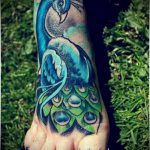 ЦВЕТНИ ТАТУИ # 490 - уникална версия на модела, която може успешно да се използва за трансформиране и нанасяне на цветно перо като татуировка