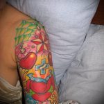 ЦВЕТНИ ТАТУИ # 91 - интересна версия на модела, която може успешно да се използва за трансформиране и прилагане като цветна татуировка на китката