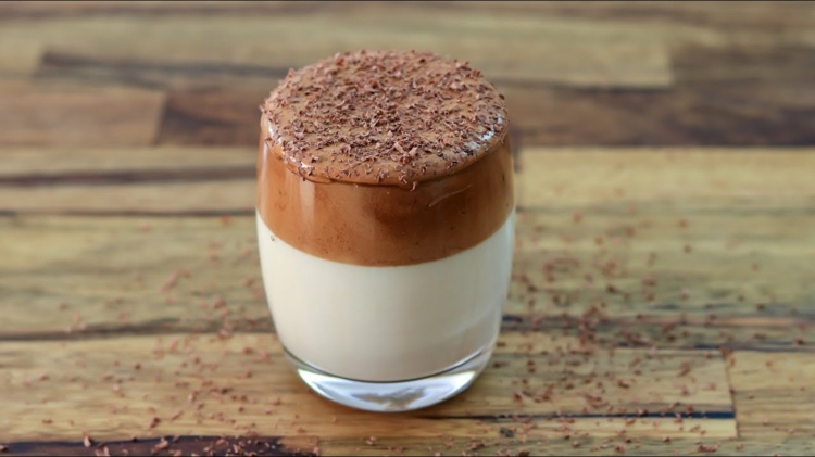 Recept na dalgonskú kávu na prípravu nízkokalorickej ľadovej čokolády jpg