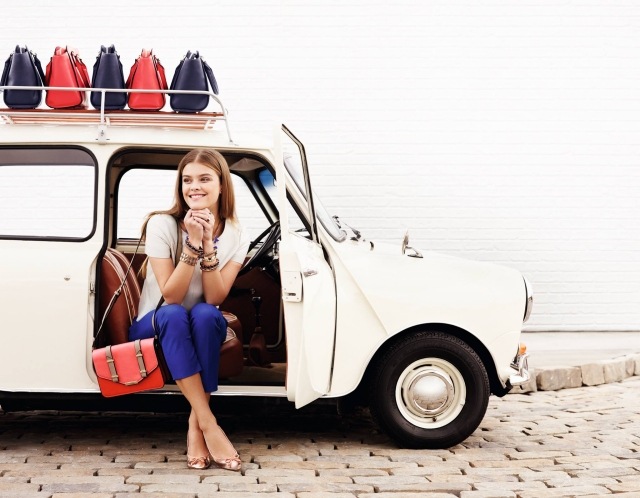 Balerínové modré nohavice náramok