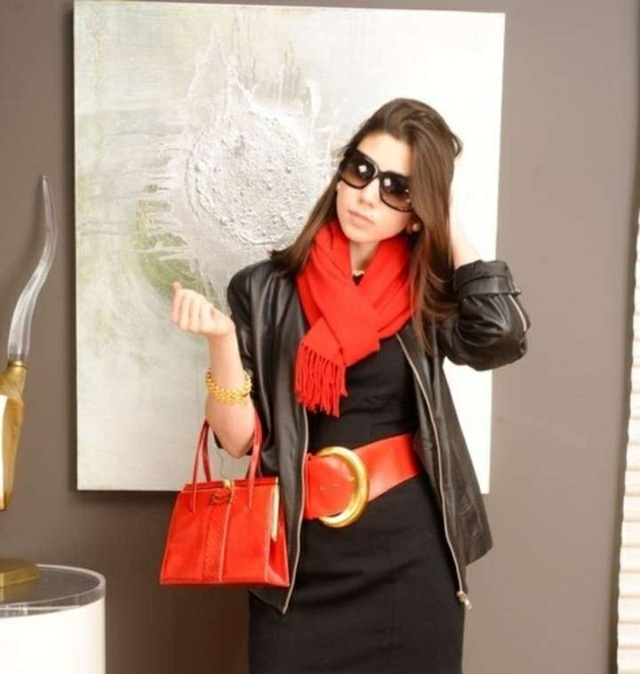 červená-opasok-červená-kabelka