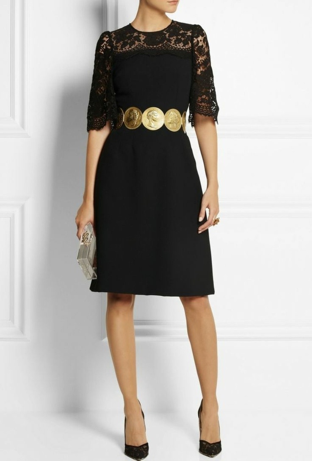 Večerné šaty-grécke-tváre-na-opasku