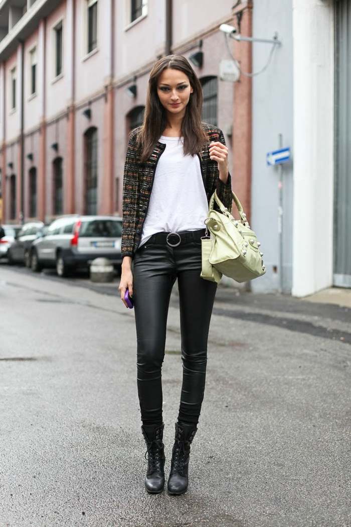 so šnurovaním a blejzrami so šnurovaním a blejzrami