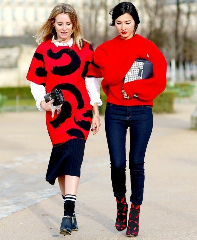 Jeseň dámske módne trendy sveter červená farba Trendy sveter červená farba nápady kombinácie