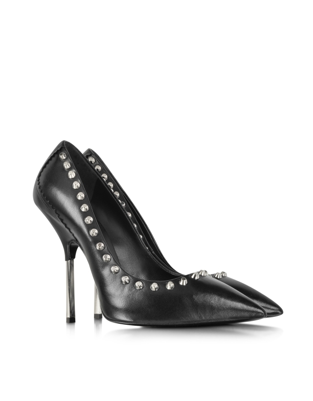 kožené lodičky-kov-opätok-nity-čierna-čipka-predná