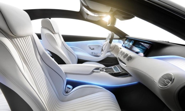 kupé-mercedes-benz-nové-biele