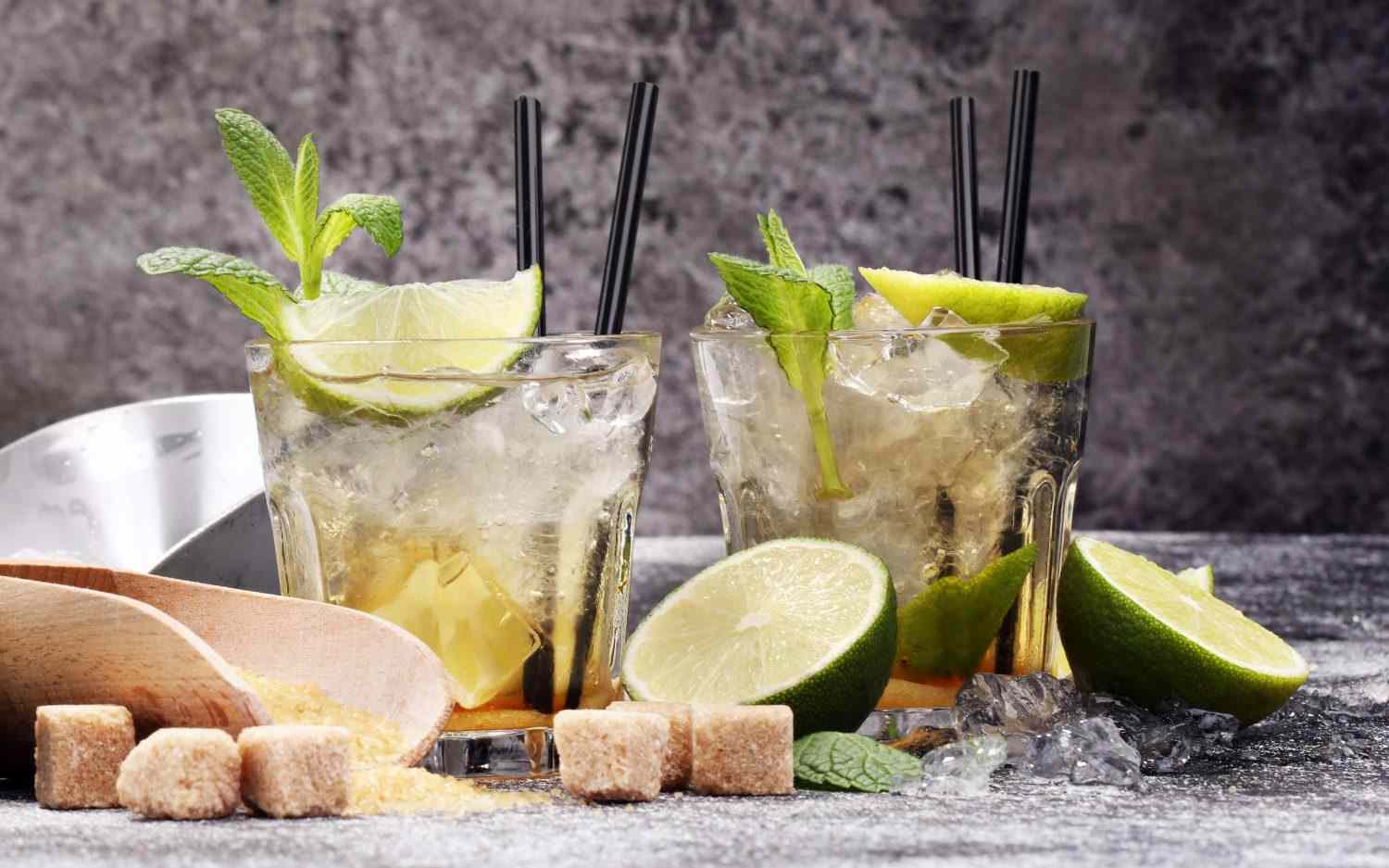 Recept na Caipirinha originálny trstinový cukor limetkový cachaca rum brazílske letné koktaily