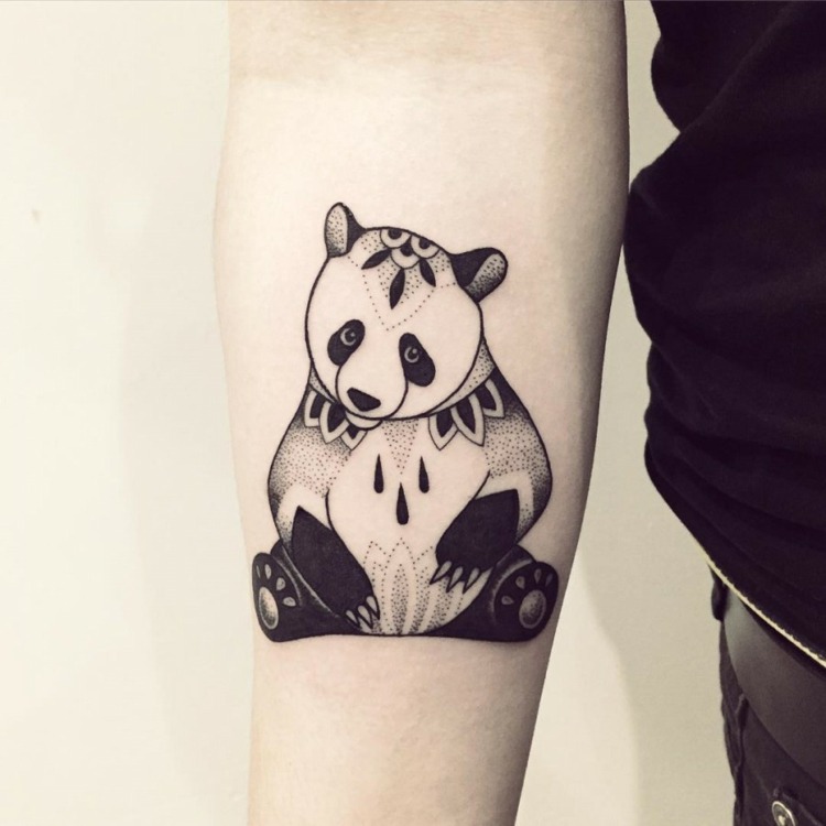 blackwork tetovanie panda medveď zvieratá inšpirácia dotwork dizajn