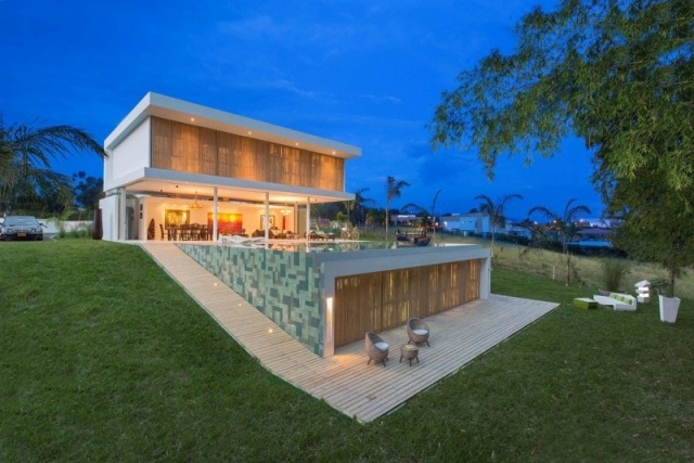 dom s galériou unikátny bambus krásne počasie Kolumbia ďaleko od stresu dom s galériou unikátny bambus krásne počasie kolumbia byť mesto