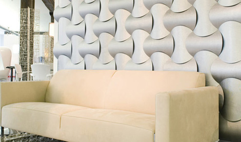 Systém rozdeľovačov miestností z tkanej steny 3Form vie