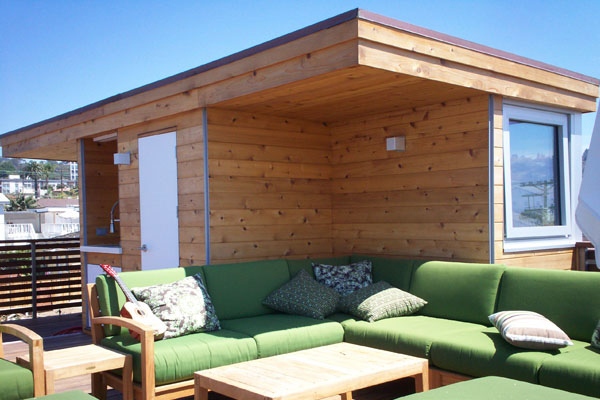 moderný dizajn domu - strešná terasa