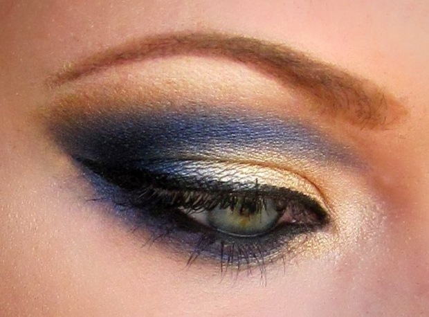 Žlté očné tiene krásne zdôraznia