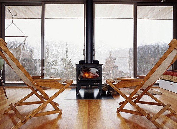 zariadenie drevených podláh montovaného domu zariadenie drevených podláh montovaný dom Alchemy Architects