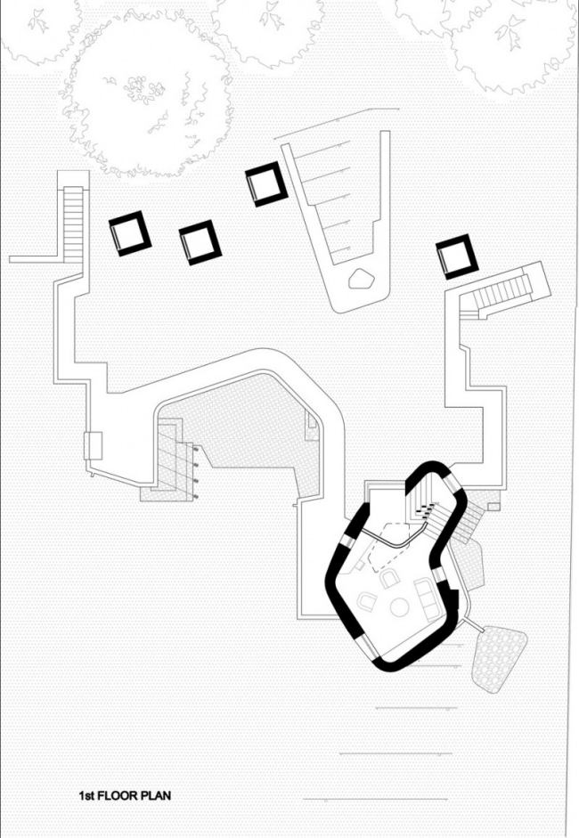 Rybárska chata moderný pohľad zhora na polohu svah vodná nádrž Batak Bulharsko