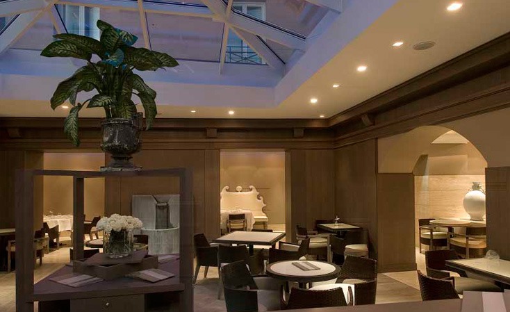 Návrh interiéru Jedáleň hotela St George Interiérový dizajn jedálenského kúta Hotel St George