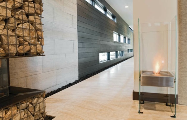 Krbová kamenná škridla vchod do domu béžová