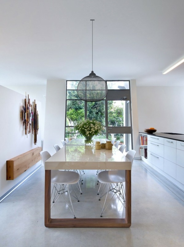 jedálenský kút v bielom prevedení