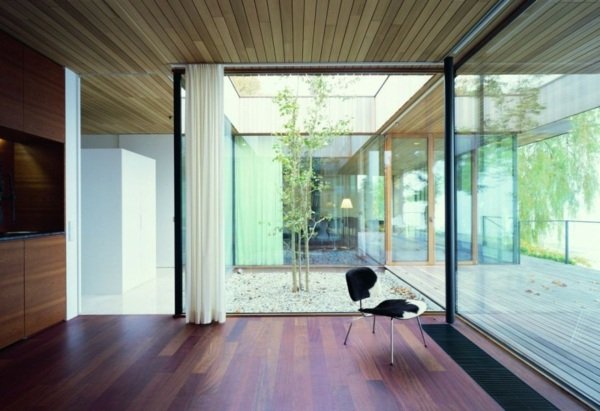 krásny-okolie-dom pri jazere