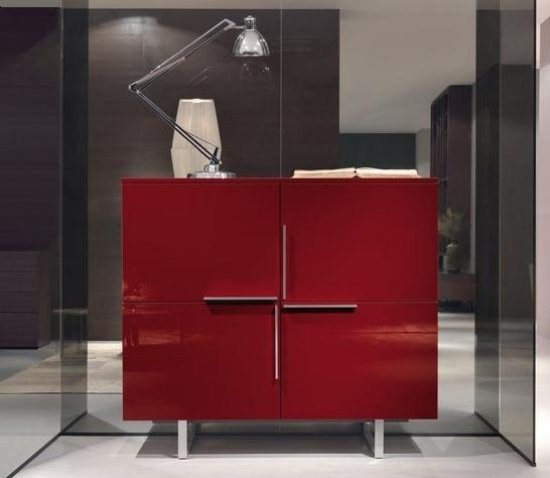 moderné hranaté dvere na kredenci misura emme