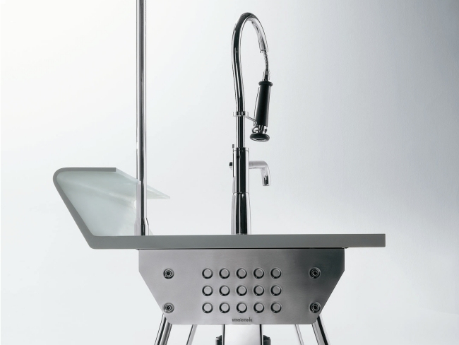 nerezové kuchyne solaris dizajn ernestomeda Kuchyne solaris z nehrdzavejúcej ocele navrhnuté spoločnosťou ernestomeda