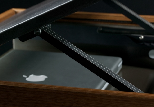 Technológia koncept stolného pracovného stola-Sarah Maier Design