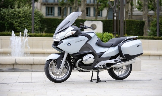 nová farba bočného pohľadu na BMW Motorrad Bočný pohľad na BMW Motorrad sivá Radosť z jazdy