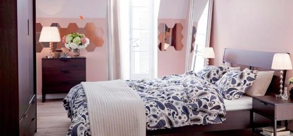 2015-ikea-spálňa-sivý-akcent