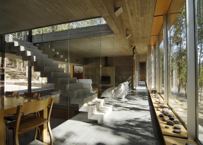 jedáleň obývačka omnibus dom na svahu od pedro gubbins