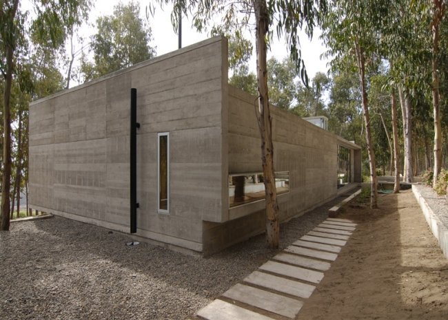 zadná strana betónový svah svahu od pedro gubbinov