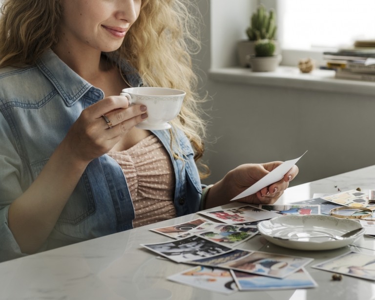 Vyberte si rodinné fotografie do fotoalbumu, sladké a kreatívne nápady na darček ku Dňu matiek