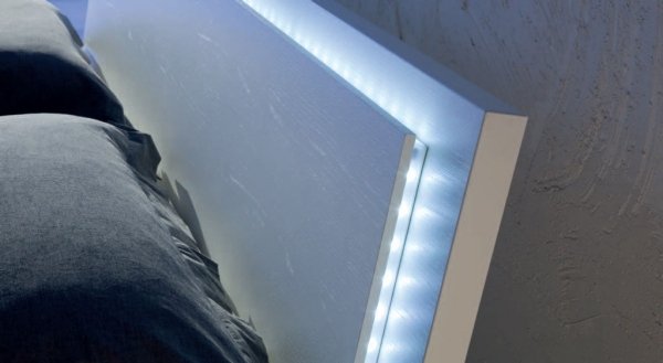 Tahiti posteľné pásové osvetlenie čelo postele biele drevo Osvetlenie postele Tahiti čelo postele biele drevo