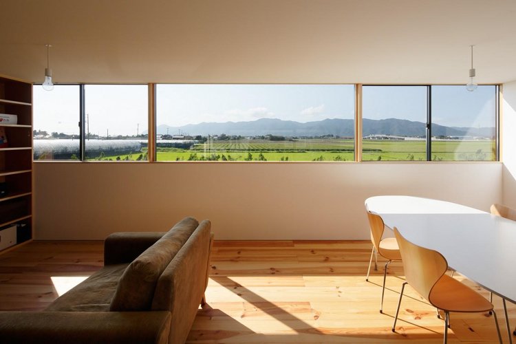 obrazové okno posuvné okno drevená podlaha obývačka