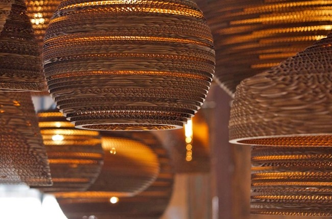 okrúhle lustre dizajnérske stolové lampy sivé nohavice okrúhle lustrové dizajnové stolové žiarovky od sivých nohavíc