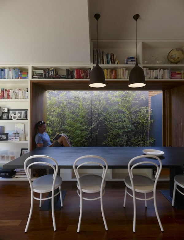 moderný dizajn bytu s veľkým oknom veľké okno v modernom bytovom dizajne