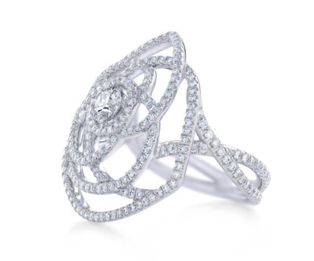 kolekcia luxusných šperkov s diamantovými prsteňmi diamantové prstene-pivá-luxusné šperky-limitovaná edícia