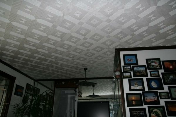 atraktívny-stropný-dizajn-polystyrén