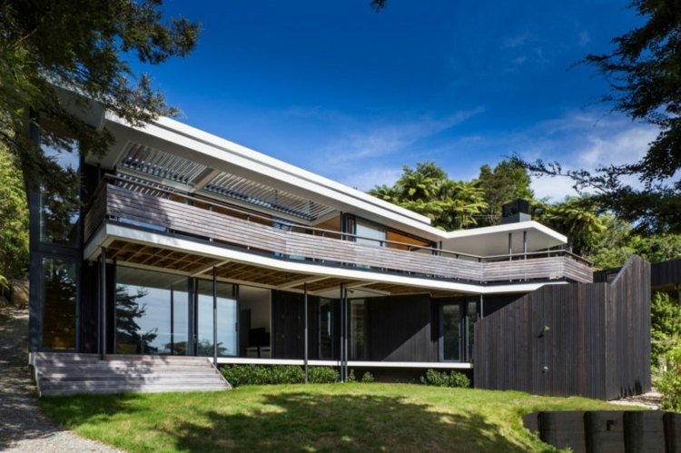 stropy-dizajn-záhrada-trávnik-minimalistická-zastrešenie-balkón