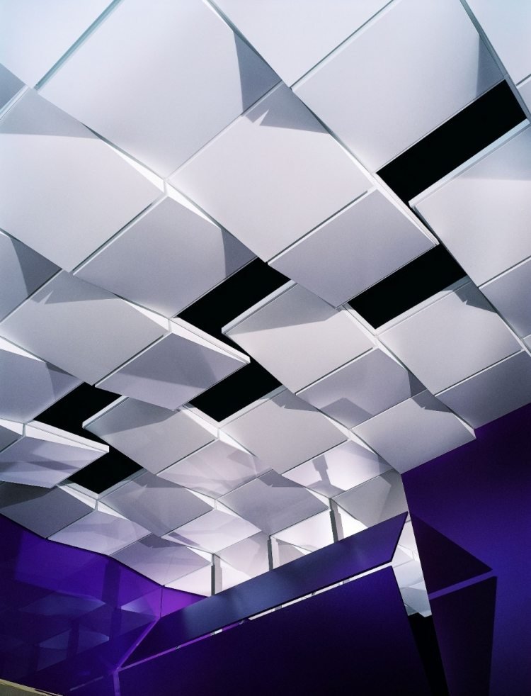 inštalácia-stropné panely-ultramoderné-biele-obdĺžnikové-modulové-osvetlenie