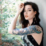 بنت جميلة تحمل وشم 11/24/2019 №007 -فتاة جميلة بالوشم-