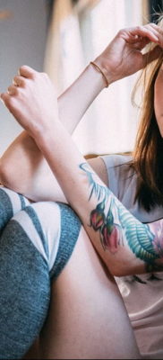 صورة بنت جميلة تحمل وشم 11/24/2019 №100 -فتاة جميلة بالوشم-