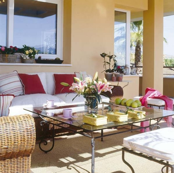 nápady na výzdobu balkónový stôl terasa nastavená sklenený stôl nápady na dekoráciu balkónový stôl zostavil sklenený stôl na terasu