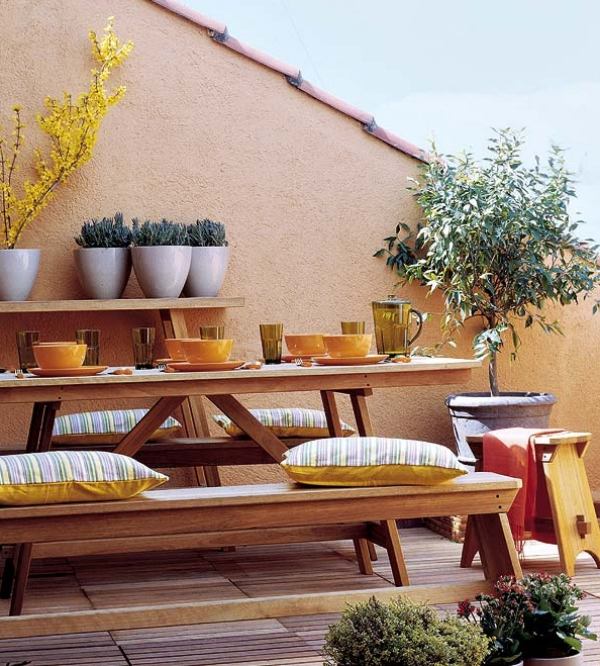 nápady na výzdobu balkónový stôl terasa zariadená stolovanie vonku nápady na výzdobu balkónový stôl na terase jesť vonku