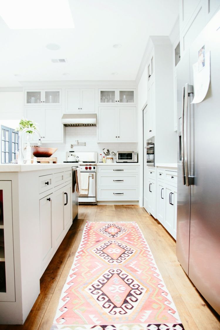 Kuchynský koberec Kilim vo svetlých farbách deco kuchynský koberec perzský koberec turecké pastelové farby moderné