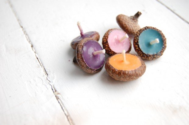 Čiapočka s lebkou s farebným voskom farebné-sviečky-urob si sám-žalud-tip